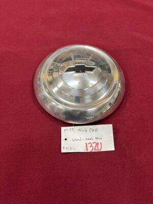 1951-1953 Hub Cap (Real Nice)