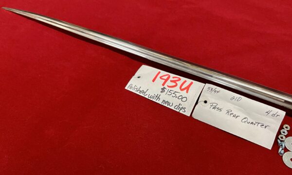 1953-1954 210 4 Door Passenger's Side Rear Quarter Molding - Image 3
