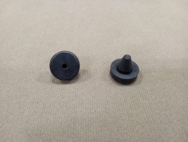 1953-1954 Rear License Plate Grommets - Image 3