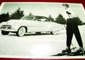 1951 Deluxe 2-Door Hardtop Black & White Picture