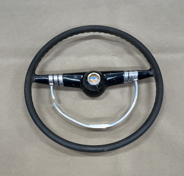 1949-1950 Deluxe Steering Wheel With Horn Button And Horn Ring - Image 2
