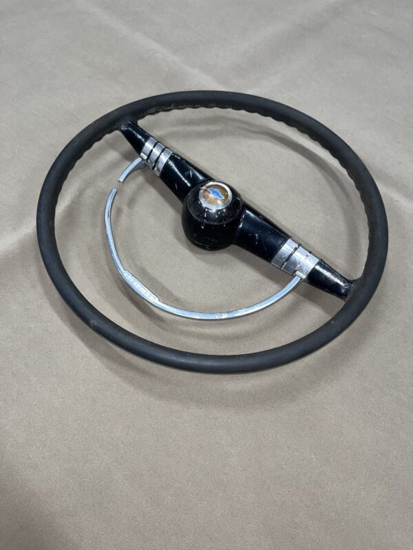 1949-1950 Deluxe Steering Wheel With Horn Button And Horn Ring - Image 4